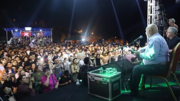 Ardahan Bal Festivalinde Musa Eroğlu Rüzgarı Esti