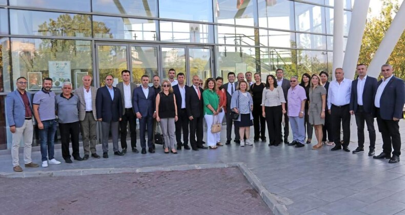 Ataşehir Belediyesi Muhtarları Dinledi