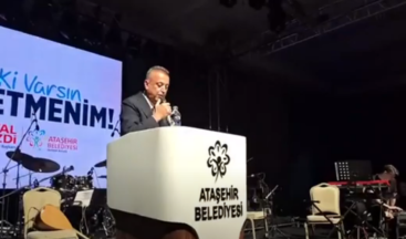 Ataşehir Belediye Başkanı Battal İlgezdi, Öğretmenler Günü etkinliğinde konuştu