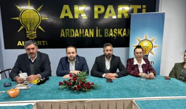 AK Parti Ardahan Teşkilatı İstişare Toplantısı Yaptı