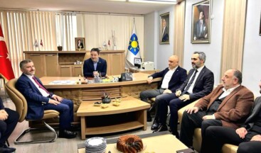 AK Parti Adayı M.Naim Yağcı, Ataşehir’de Siyasi Partileri Ziyaret Etti