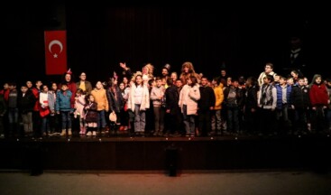 Kars Belediyesi Tiyatro Topluluğu İlk Gösterimi