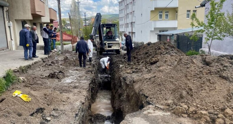 Ardahan’da kanalizasyon Şebeke Hattı Çalışmaları