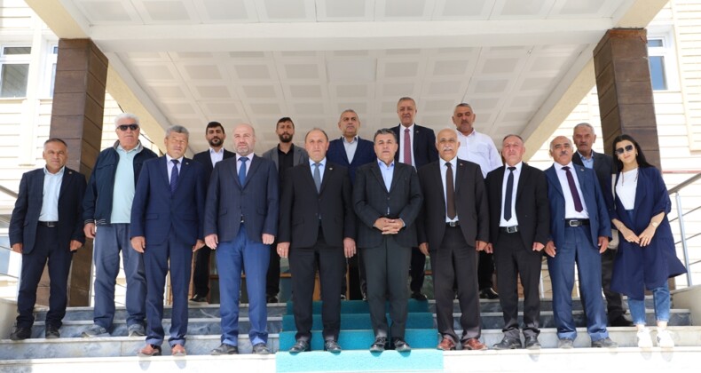 Ardahan Belediyeler Birliği Yeni Başkanı Faruk Demir Oldu