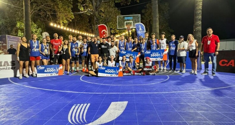 İzmir Cup’a 93’üncü İEF’te muhteşem final