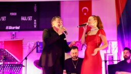 Ardahan’da Cumhuriyet Faruk Demir ve Ferihan Atik Konseri İle Kutlandı