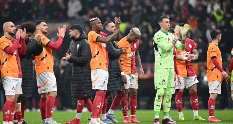 Galatasaray-Fenerbahçe derbisi 0-0 bitti
