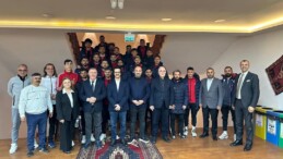 Ensar Öğüt, Serhat Ardahanspor’u İftarda Ağırladı