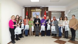 Başkan Demir, 8 Mart Kadınlar Gününde Kadın Çalışanları Kutladı