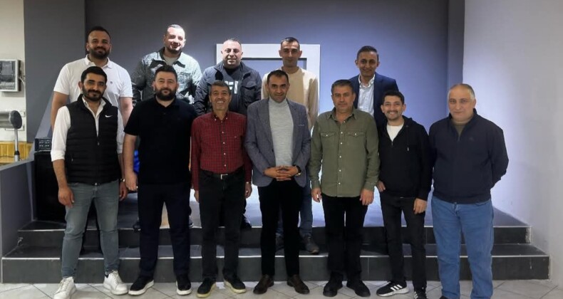 Köprülü Derneği Yeni Yönetimi İlk Toplantısını Yaptı