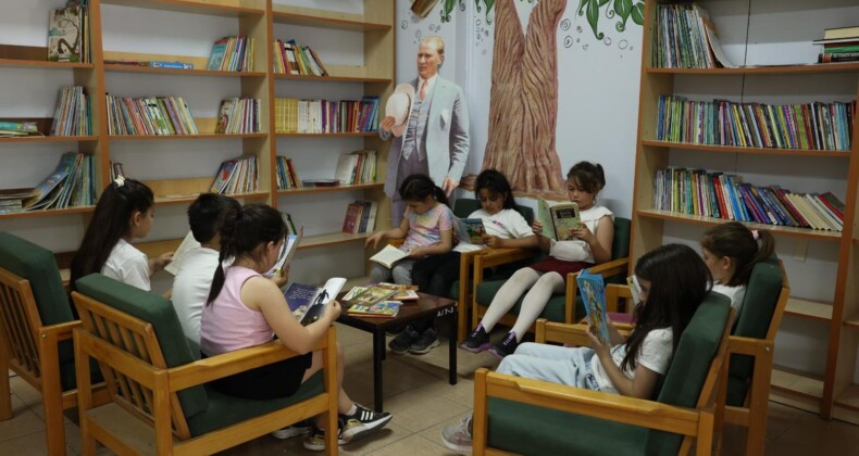 İzmir’de Okulların çehresi değişti çocukların yüzü güldü