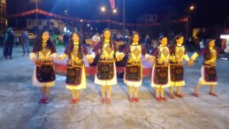 Göle’de 19 Mayıs Halaylar İle Kutlandı
