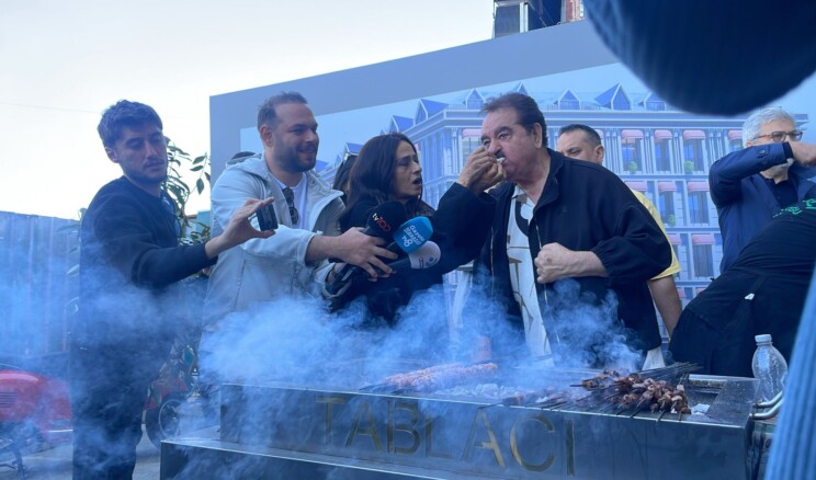 İbrahim Tatlıses’ten Gürsel Dokunuş