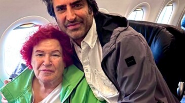 Mahsun Kırmızıgül, Selda Bağcan İle Uçakta Buluştu