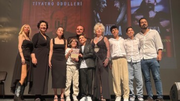 9. Üstün Akmen Tiyatro Ödülleri Açıklandı