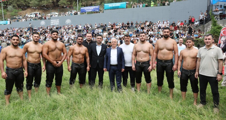 Bursa’da, 63. Tarihi Çalı Yağlı Güreşleri heyecanı