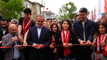 Sancaktepe’de Samandıra Cumhuriyet Meydanı Açılışı Yapıldı