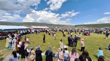 14. Köprülü Beldesi Canibeg Yayla Şöleni