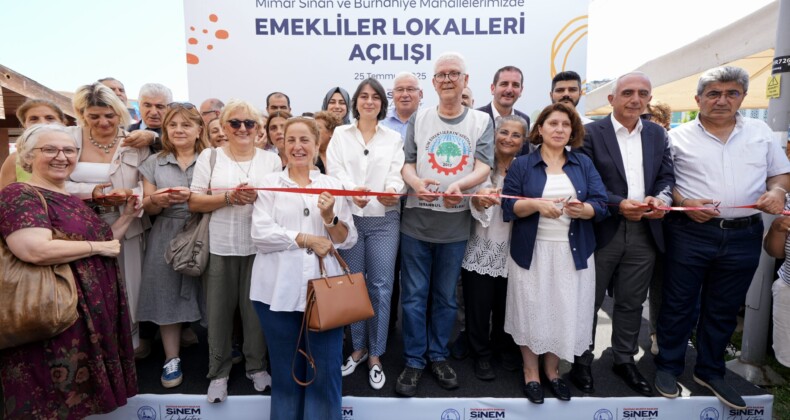Üsküdar Belediyesi Emekliler Lokali Açılışı Yapıldı