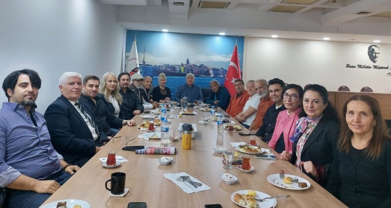 İGD’de “Çay, Simit, Sohbet” Temalı Buluşma
