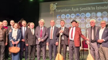 Torunları İstanbul’da Aşık Şenlik’i Andı