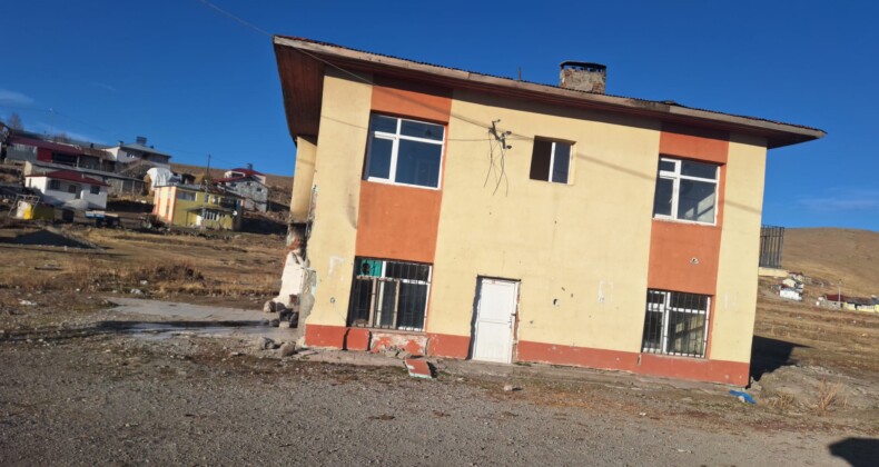 Köprülü Beldesi’nde Lise Yeniden Açılsın Talebi