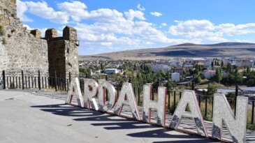 Serhat Ardahan Dernekler Federasyonu Kongresi Var