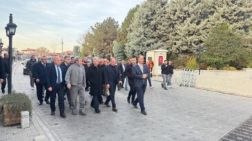 Başkan Yavaş, Hacı Bayram esnafını ziyaret etti