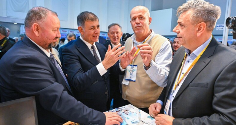 Turizm dünyası İzmir’de bir araya geldi