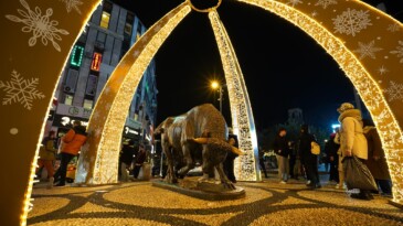 Yeni Yılın En Işıltılı Adresi: Kadıköy