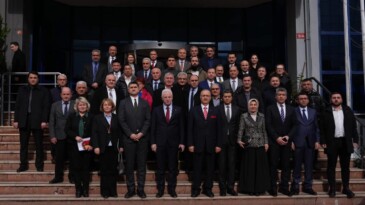 Ataşehir’de Muhtarlar Toplantısına Vali Katıldı