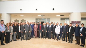 Sağlık Bakanı Memişoğlu, Esenyurt’ta Toplantı Yaptı