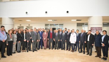 Sağlık Bakanı Memişoğlu, Esenyurt’ta Toplantı Yaptı