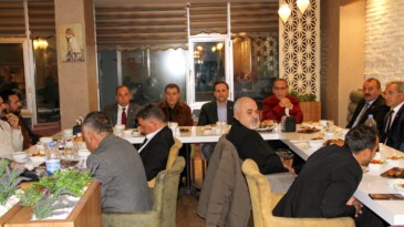 CHP’liler Ardahan’da İftarda Buluştu