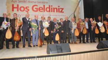 Esenyurt’ta Âşık Şenlik Anma Programı Yapıldı