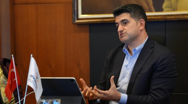 Onursal Adıgüzel Görevden Uzaklaştırıldı