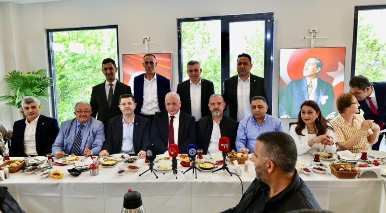 İst.And.Yak.Göle Derneği Kahvaltı Programı ve Kongre Yaptı