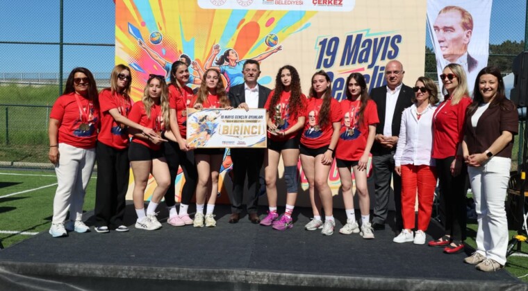 Çekmeköy’de 19 Mayıs Coşkusu Gençlik Festivalinde Yaşandı