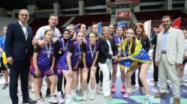 Bursa’da spor şenliklerinde kardeşlik rüzgarı esti