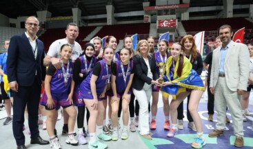 Bursa’da spor şenliklerinde kardeşlik rüzgarı esti