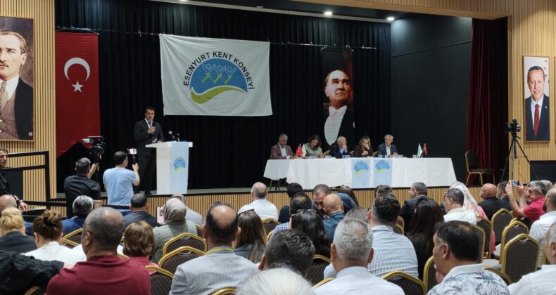 Halis Köroğlu, Esenyurt Kent Konseyi Başkanlığına Seçildi