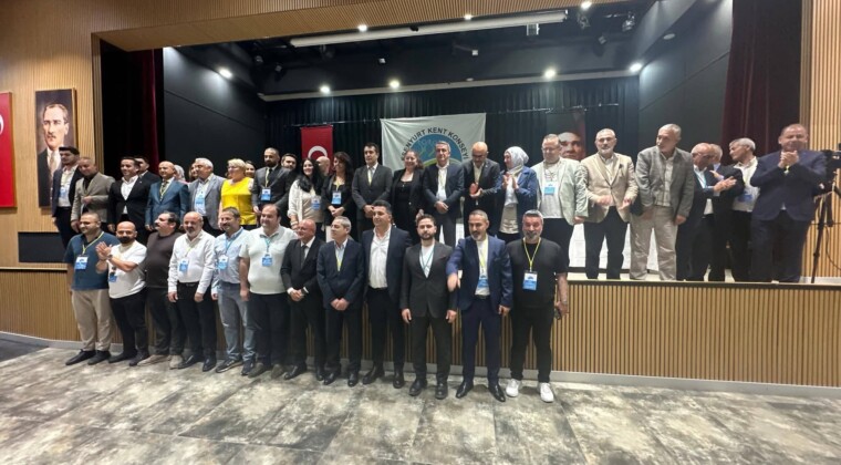 Halis Köroğlu, Esenyurt Kent Konseyi Başkanlığına Seçildi