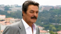 Kadir İnanır Hayatını Kaybetti