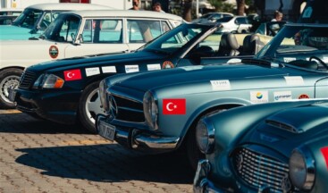 KLASİK OTOMOBİL KULÜBÜ 28. BATI ANADOLU RALLİSİ ÇEŞME’DE DÜZENLENDİ