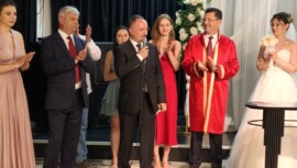 Akçay Ailesinin Mutlu Günü