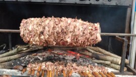 Ardahan Köprülü Beldesi’nde Çağ Kebap Yenir