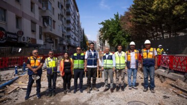 İzmir’de 3 milyar liralık alt yapı dönüşümü sürüyor