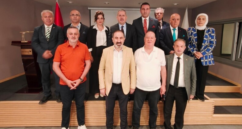 TÜMKON Heyeti Ticaret Bakanlığında Ticaretin Geleceğini Değerlendirdi