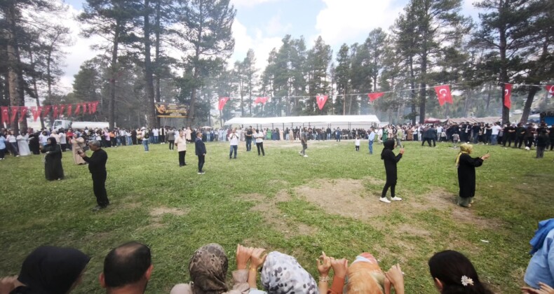 Köprülü Beldesi 15.Yayla Festivali Coşkuyla Kutlandı