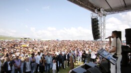 Hoçvan 50 Bin Kişi İle Festival Yaptı